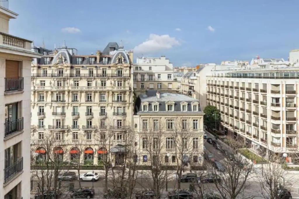 Avenue Montaigne Luxury Apartment 2Br 4P Paris Bagian luar foto