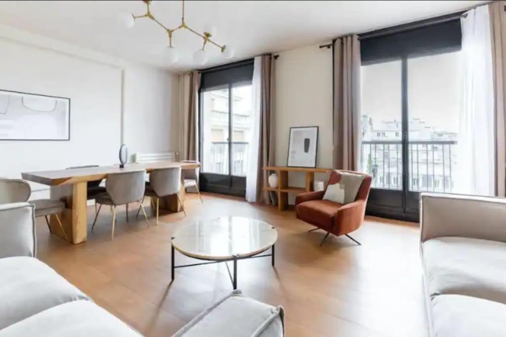 Avenue Montaigne Luxury Apartment 2Br 4P Paris Bagian luar foto