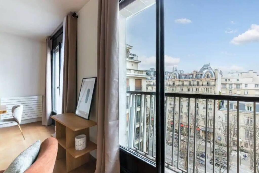 Avenue Montaigne Luxury Apartment 2Br 4P Paris Bagian luar foto